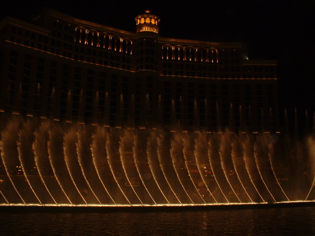 BellagioFountains.jpg
